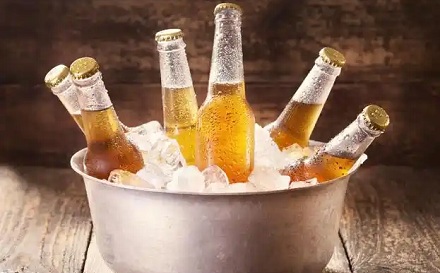 为什么白酒温着喝,啤酒冰着喝?