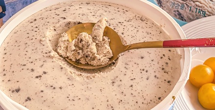 冰淇淋为什么可以缓解饱腹感？