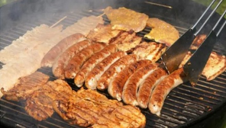 美国的 BBQ 和中国的烧烤有什么本质上的区别？