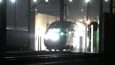 为什么高铁司机每 30 秒就要踩一次踏板？