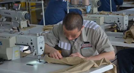 监狱里一年四季都穿什么衣服?