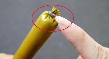 为什么火腿肠要在头尾箍上那么难打开的铝环?