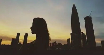 「深圳女孩」是什么梗?