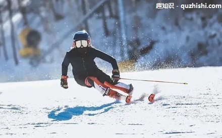 为什么滑雪运动员基本不露脸?