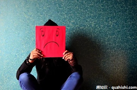 为什么在深夜里负面情绪容易上头?